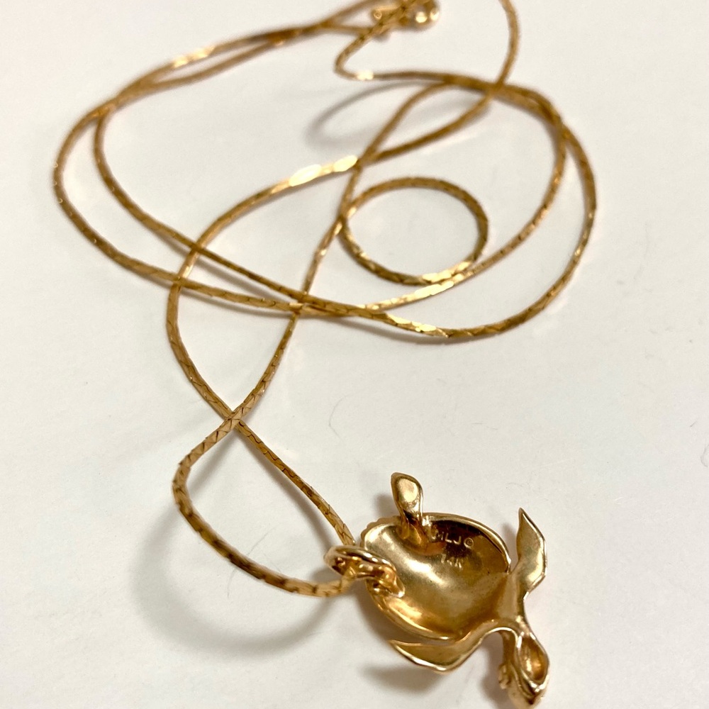 Like NEW 14k Solid Gold Honu Hawaiian Turtle Pendant Necklace - Picture 3 of 6